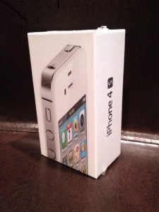 Sell: Apple iPhone 4S 64GB ---- Samsung Galaxy S3