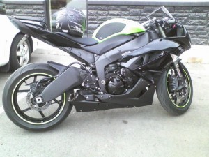 2009 Kawasaki Ninja at $2300