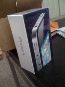 Now Available 4G Apple iPhone 32GB