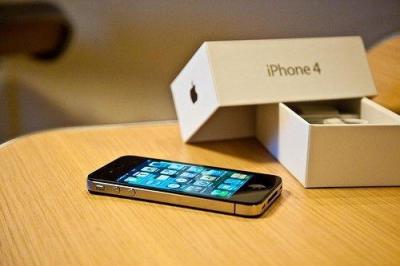 For Sale : Apple iphone 4G HD 32GB and Apple iPad 3G Wi-Fi 64GB