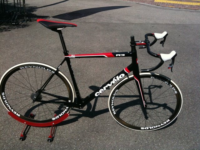 FOR SALE NEW::Cervelo R3 2011,Cervelo S1 Ultegra 2010 Bike,2011 Trek Madone 6.9 SSL Bike