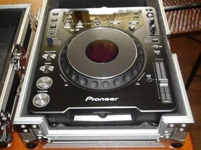 For sell Brand New 2x Pioneer CDJ 1000mk3 + DJM 800 + HDJ 1000 1500Euro