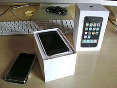 Apple Iphone 3GS 32GB, Blackberry Storm 2