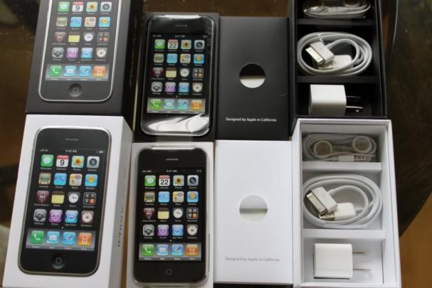 Apple iPhone 3G S 32GB Unlocked