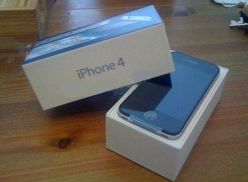 Apple iphone 4G HD 32GB (Unlocked) - $300usd