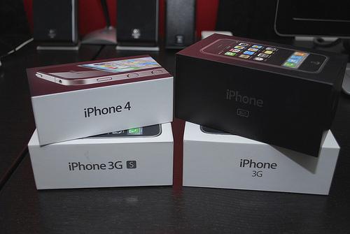 Buy 2 get 1 for free Apple iphone 4G and Nokia N8 3G Unlocked Factory Sealed